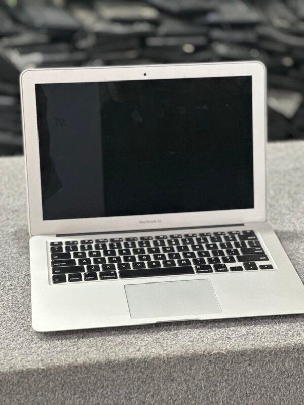 Refurbished Apple MacBook Air A1466 – Slim & Powerful - Image 4