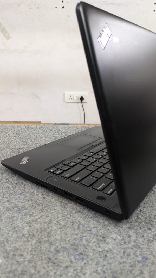 Refurbished Lenovo ThinkPad E470 (Core i5 7th Gen) - Image 2